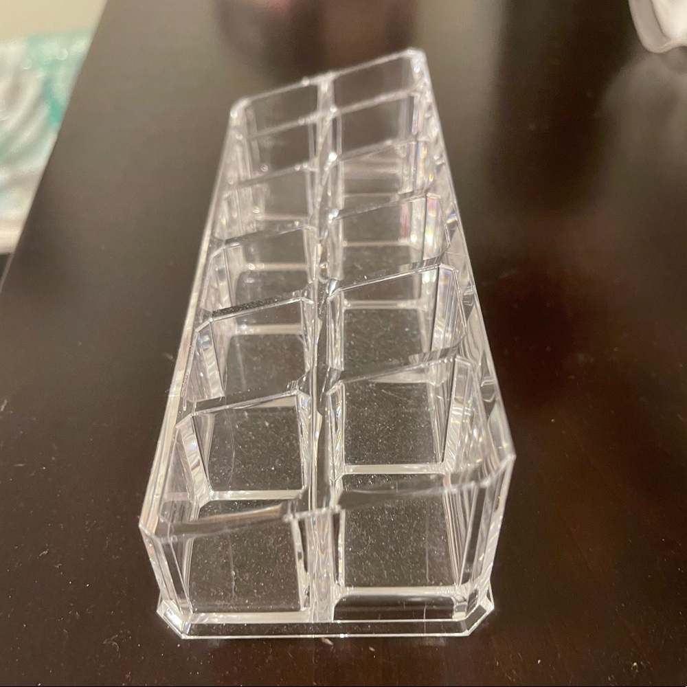 Make up Organizer - Picture 2 of 3
